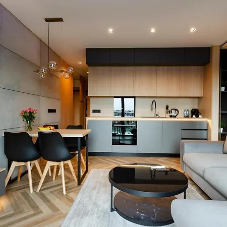 Sky Home- Wood Penthouse -Manufaktura, Parking, Klimatyzacja, Dostep Na Kod Lodz  Exterior photo