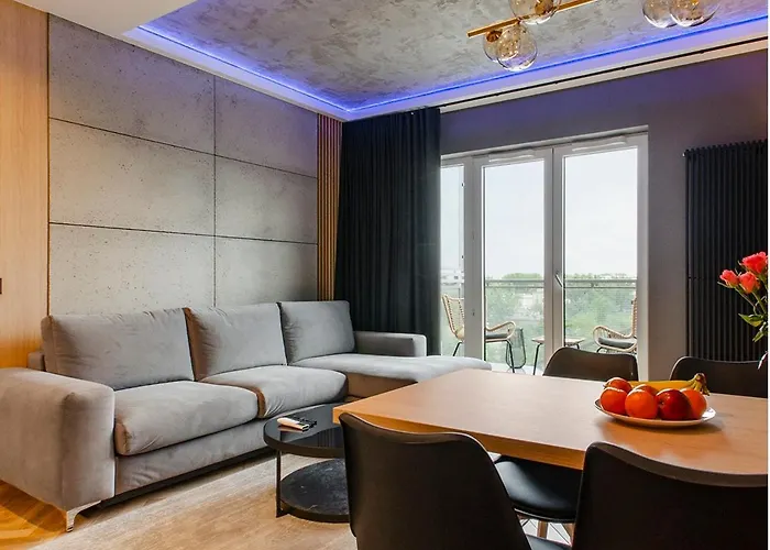 Sky Home- Wood Penthouse -Manufaktura, Parking, Klimatyzacja, Dostep Na Kod
