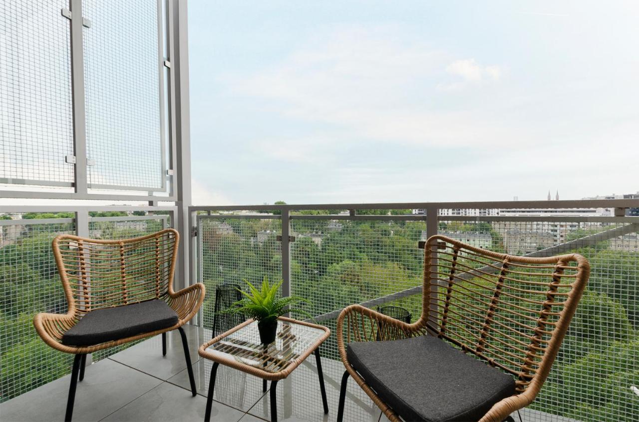 Apartment Sky Home- Wood Penthouse -manufaktura, Parking, Klimatyzacja, Dostep Na Kod